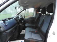 Vauxhall Vivaro CDTi 2900 BiTurbo ecoFLEX 