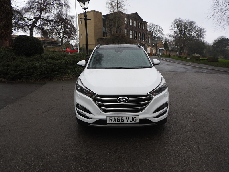 Hyundai TUCSON CRDi Premium SE - U5892
