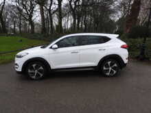 Hyundai TUCSON CRDi Premium SE 