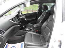 Hyundai TUCSON CRDi Premium SE 