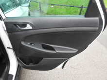 Hyundai TUCSON CRDi Premium SE 