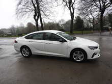 Vauxhall Insignia Turbo D SE Nav 