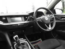 Vauxhall Insignia Turbo D SE Nav 