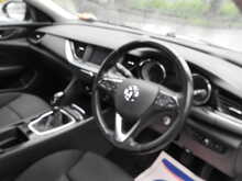 Vauxhall Insignia Turbo D SE Nav 