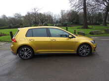 Volkswagen Golf TSI EVO R-Line 