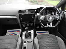 Volkswagen Golf TSI EVO R-Line 