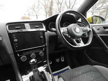 Volkswagen Golf TSI EVO R-Line 