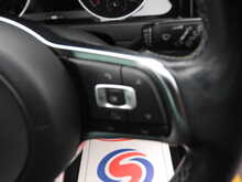 Volkswagen Golf TSI EVO R-Line 