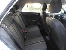 Volkswagen T-Roc TSI SE 