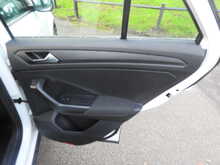 Volkswagen T-Roc TSI SE 