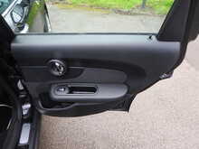 MINI Clubman Cooper D 