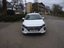 Hyundai IONIQ h-GDi Premium 
