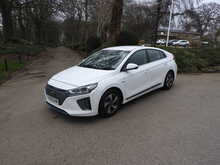 Hyundai IONIQ h-GDi Premium 