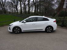 Hyundai IONIQ h-GDi Premium 