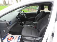 Hyundai IONIQ h-GDi Premium 