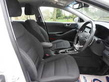 Hyundai IONIQ h-GDi Premium 