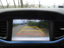 Hyundai IONIQ h-GDi Premium 