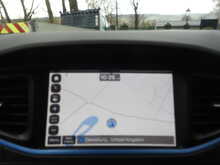 Hyundai IONIQ h-GDi Premium 