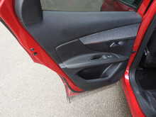 Peugeot 3008 PureTech Allure 