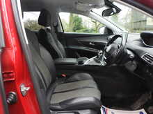 Peugeot 3008 PureTech Allure 