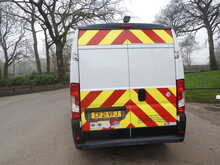 Peugeot Boxer BlueHDi 335 Professional 