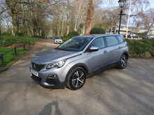 Peugeot 5008 BlueHDi Active 