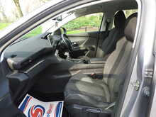 Peugeot 5008 BlueHDi Active 