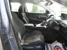 Peugeot 5008 BlueHDi Active 