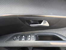 Peugeot 5008 BlueHDi Active 