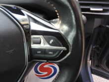 Peugeot 5008 BlueHDi Active 