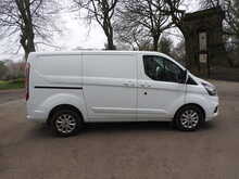 Ford Transit Custom 340 EcoBoost Limited 