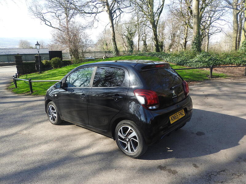Peugeot 108 PureTech Allure - U6005
