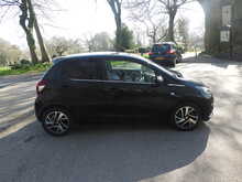 Peugeot 108 PureTech Allure 