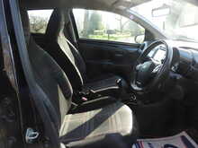 Peugeot 108 PureTech Allure 