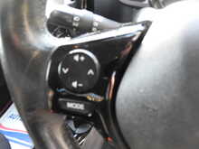 Peugeot 108 PureTech Allure 
