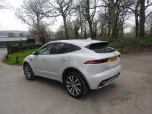 Jaguar E-PACE D180 R-Dynamic HSE 