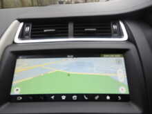 Jaguar E-PACE D180 R-Dynamic HSE 