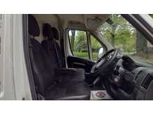 Peugeot Boxer 2.2 BlueHDi 335 Professional Panel Van 5dr Diesel Manual L3 H2 Euro 6 (s/s) (140 ps) 