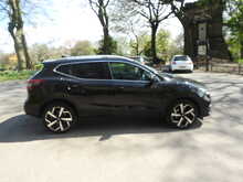 Nissan Qashqai DIG-T Tekna 