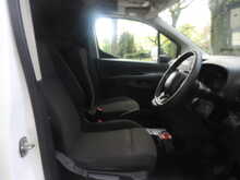 Toyota PROACE CITY 1.5 BlueHDi Active Short Panel Van 5dr Diesel Manual SWB Euro 6 (s/s) (100 bhp) 