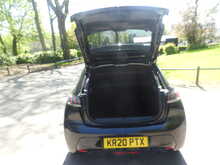 Peugeot 208 PureTech Allure 