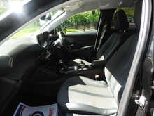 Peugeot 208 PureTech Allure 