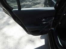 Peugeot 208 PureTech Allure 