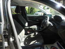 Peugeot 208 PureTech Allure 