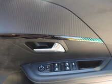 Peugeot 208 PureTech Allure 