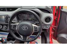 Toyota Yaris Dual VVT-i Icon 