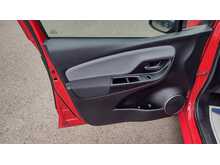 Toyota Yaris Dual VVT-i Icon 