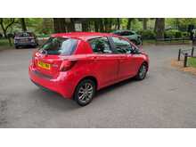 Toyota Yaris Dual VVT-i Icon 
