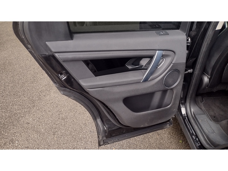 Land Rover Discovery Sport D180 MHEV SE - U6095