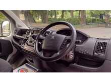 Peugeot Boxer BlueHDi 435 Professional 2.2 BlueHDi 435 Professional Panel Van 5dr Diesel Manual L4 H2 Euro 6 (s/s) 